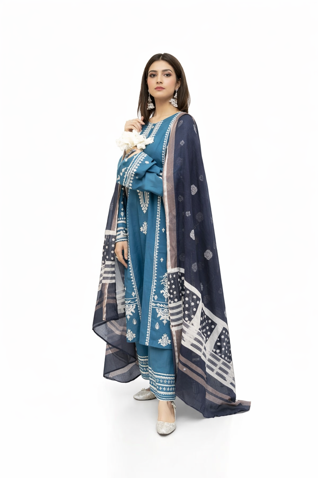 Lilac Embroidered Lawn 3‑Piece Suit | Premium Summer Collection 2026